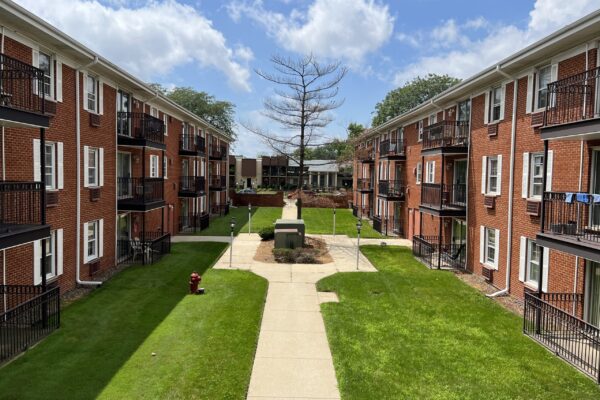 vine-oak-lawn-chicago-apartments7