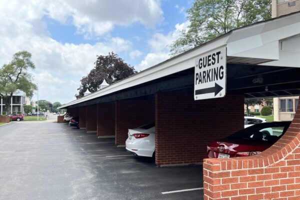 Covered Parking in Vine Oak Lawn Apartments